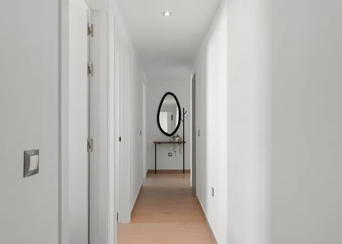 Nohemi - Elegant And شقة