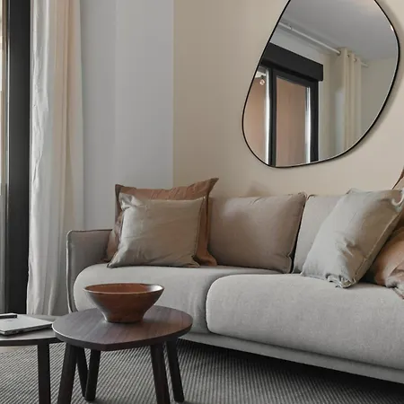 Nohemi - Elegant And