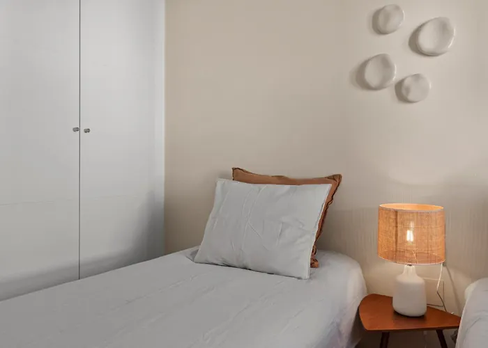 Nohemi - Elegant And Apartment Estepona